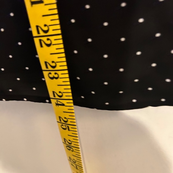 Reitmans Size XXS Black and White Polka Dot Blouse - Picture 6 of 7